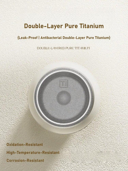 BIG CAR 20.2 oz insulated sport bottle flip-top lid detail
